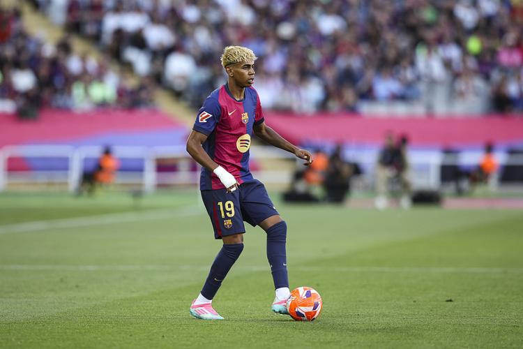 斯内德：穆帅对我而言就像父亲，贝尼特斯来国米的时机不对（斯内德：穆里尼奥如父亲般关照，贝尼特斯接手国米时机不佳）