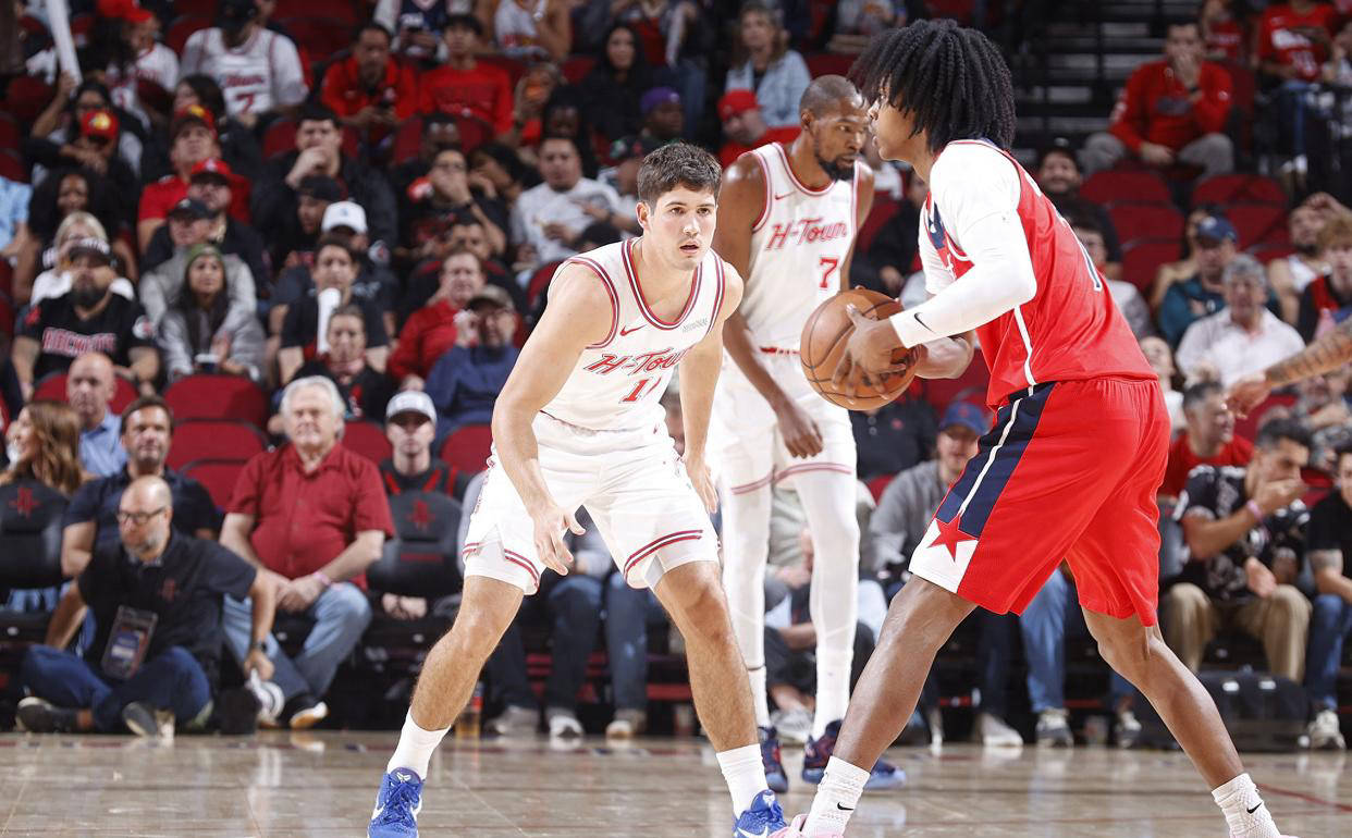 黄希扬：希望在向余望这一代人身上实现世界杯梦想（黄希扬：期待向余望这一代圆世界杯梦）