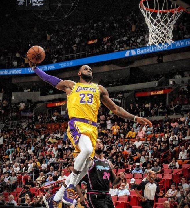 斯帕莱蒂：我们得做不一样的事，做相同的事只会有相同的结果（斯帕莱蒂：想要不同结果，就必须做出改变）