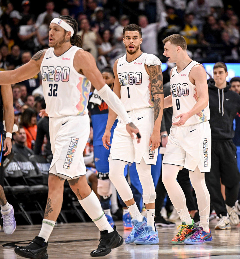 朱利亚诺：喜欢助攻因为会有两个人开心；格子和科克是标杆（朱利亚诺：我更爱助攻，因为能让两个人一起开心；格列兹曼和科克是我的标杆）