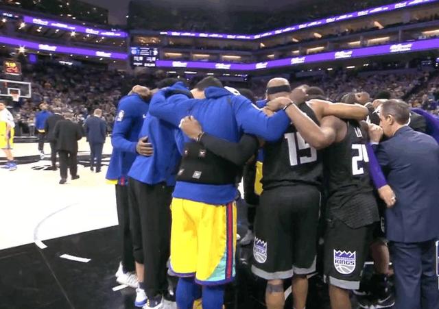 英超焦点战：利物浦主场迎战热刺,（英超重磅对决：利物浦坐镇主场对阵热刺）