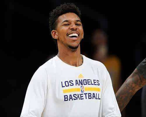 国际足联拟推新越位规则，或影响全球战术体系（国际足联酝酿调整越位规则，或重塑全球战术格局）