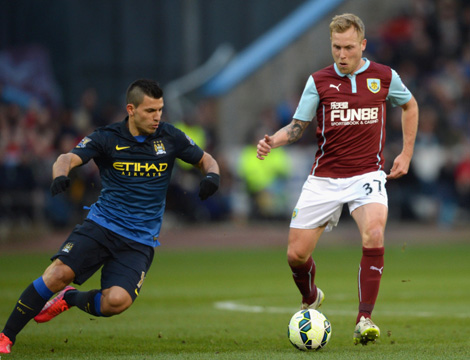 李国旭：满意球队中超首个赛季的表现，未来会不断努力、进步（李国旭满意球队中超处子季表现，称未来将持续努力进步）